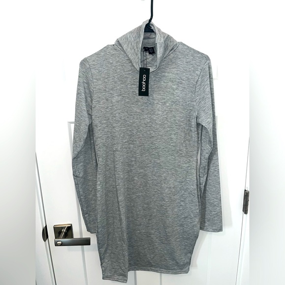 NWT Boohoo Turtleneck Dress - Picture 1 of 4